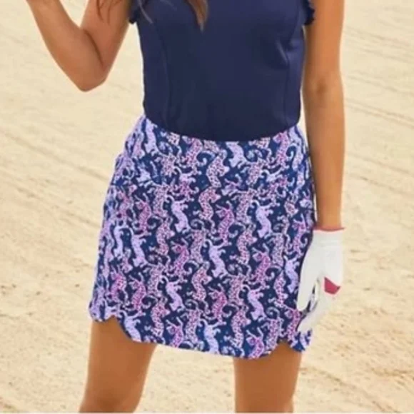 Lilly Pulitzer Luxletic Sabbia UPF 50+ skort in the Oyster Bay Navy On - Picture 7 of 9